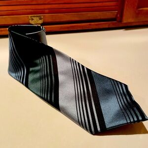 BCBG Attitude silk tie NWT